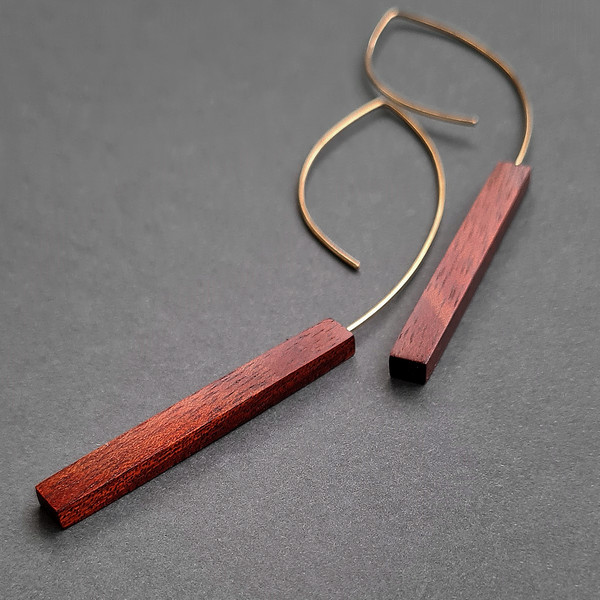 two red wooden brass earrings 2