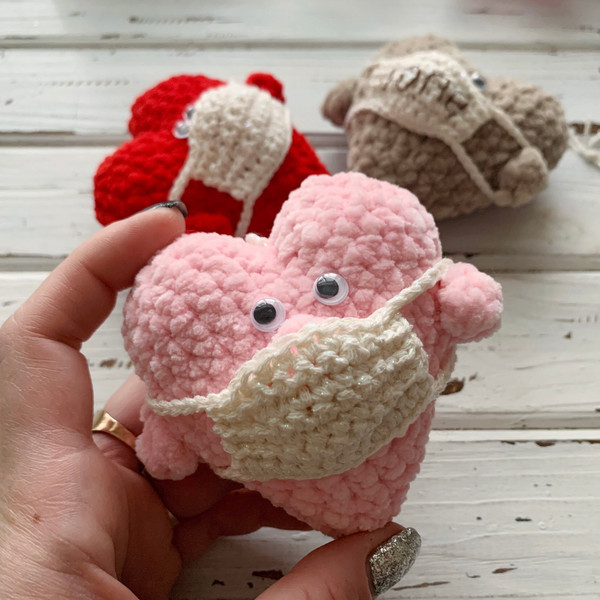 Crochet-pattern-soft-toy-heart-plush-5
