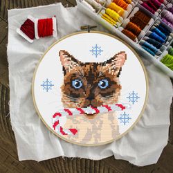 Cat Cross Stitch Pattern, Siamese Cat Christmas Cross Stitch, Cat Decor, Cat Lover Gift, Cat Embroidery, Funny Cat