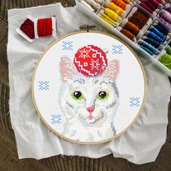 Cat Cross Stitch Pattern, White Cat Christmas Cross Stitch, Cat Decor, Cat Lover Gift, Cat Embroidery, Funny Cat