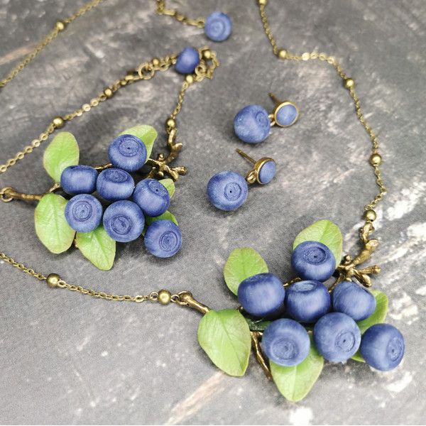 jewelry-with-blueberries-and-leaves-polymer-clay-on-branch1.jpg