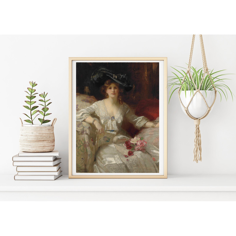 vintage woman home decor(1).jpg