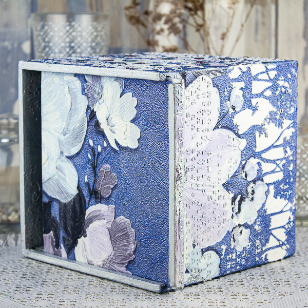 abstract_flowers_blossom_tree_white_and_blue_square_tissue_box_7.jpg