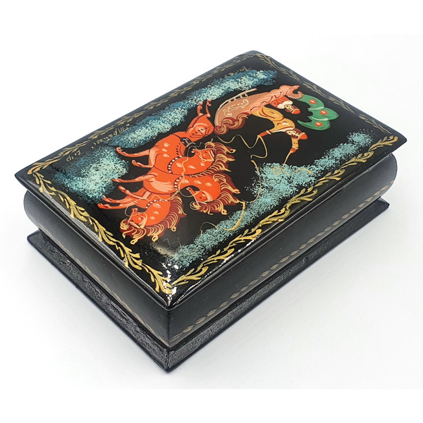 4 Vintage PALEKH Lacquer Box RUSSIAN TROYKA Hand Painted Signed USSR 1970s.jpg