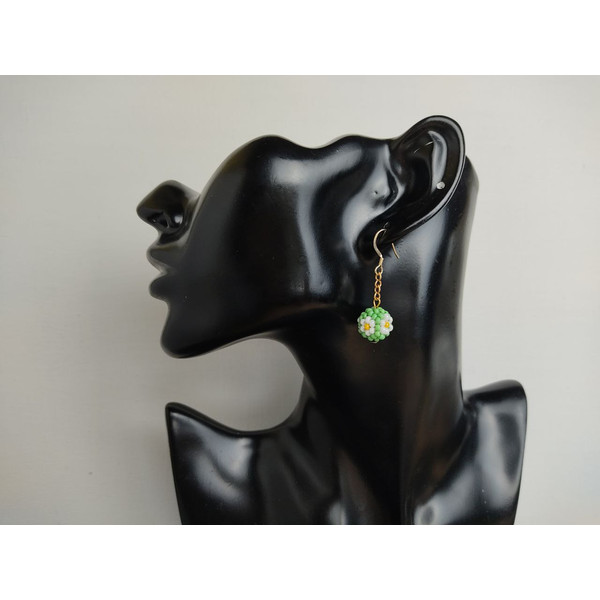 ball daizy earrings dangle drop earrings green earrings 1.jpg