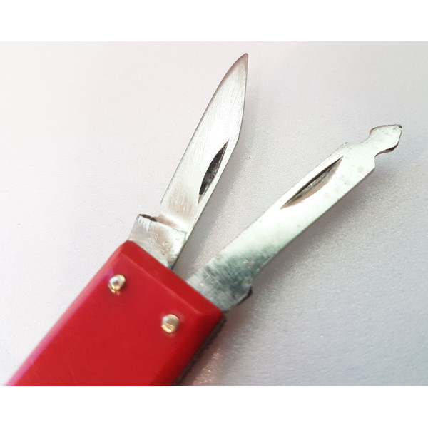 10 Vintage Manicure Knife keychain RED Pavlovskij Souvenir Pavlovo USSR 1970s.jpg