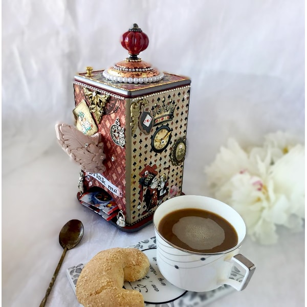 Amazing Tea Box Alice Tea house,Wooden tea box, Alice in wonderland, Tea box | Inspire ...