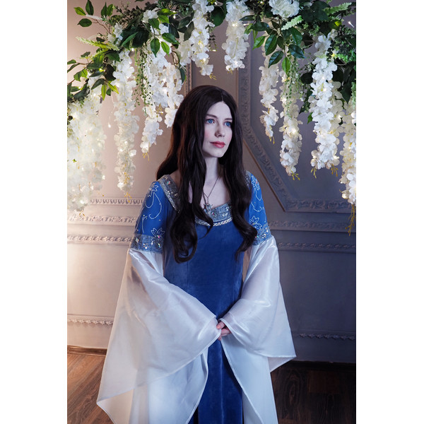 Arwen_cosplay_dress_1.jpg