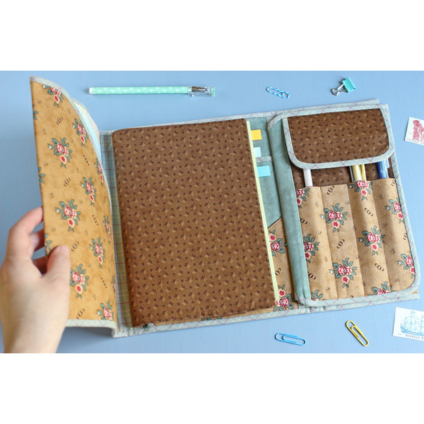 travel-organizer-notebook-cover-sewing-pattern-3.JPG
