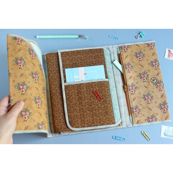 travel-organizer-notebook-cover-sewing-pattern-6.JPG