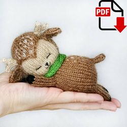 Sleeping deer knitting pattern. English and Russian PDF.