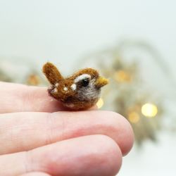 Tiny needle felted wren, miniature bird