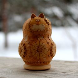 Hand carved Cat figurine Wooden miniature kitty Cat