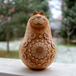 Wooden Cat figurine, Roly Poly Cat Music doll