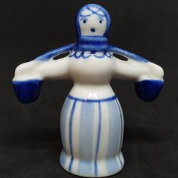 Vintage GZHEL Porcelain GIRL WATER CARRIER Hand Painted Figurine 1980s
