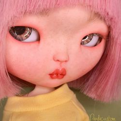 custom blythe doll main, blythe doll min