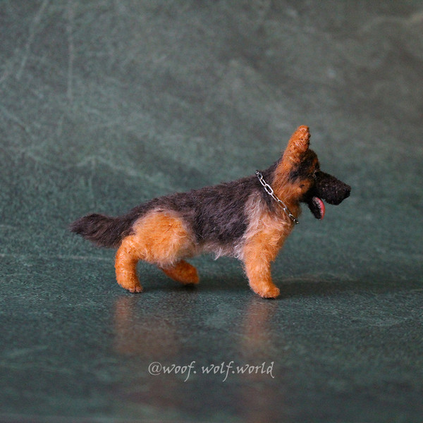 custom-made-realistic-figurine-of-a-dog.jpg