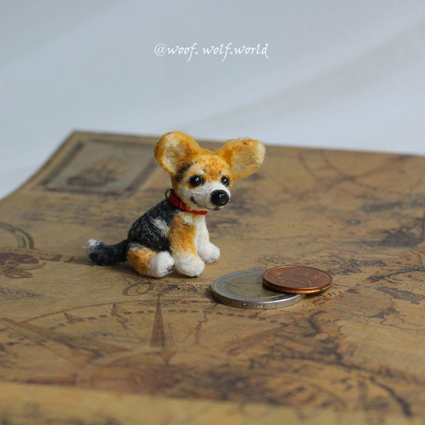 6-welsh-corgi-realistic-miniature-toy-amigurumi.jpg