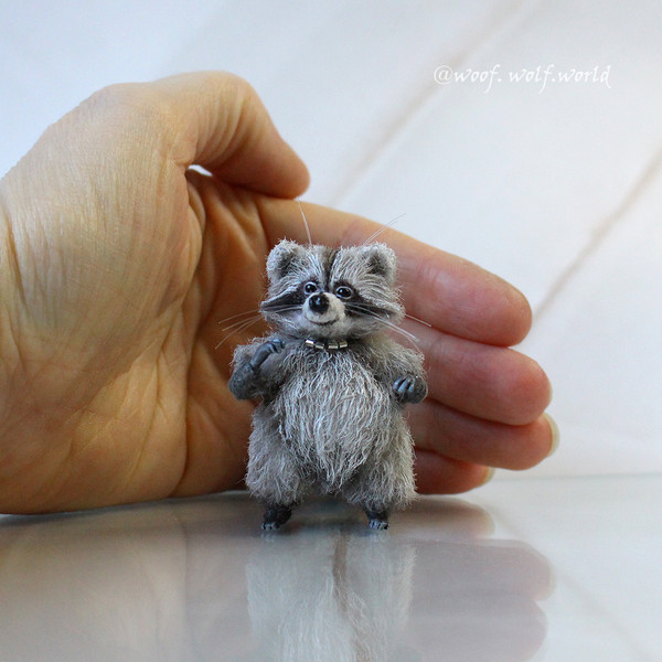 2-miniature-figurine-of-raccoon-to-order.jpg
