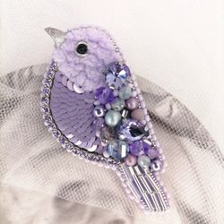 Beaded bird brooch, Bird pin, Purple brooch, Bird brooch, Bird jewelry, Brooch, Lapel pin, Lapel brooch, Pin