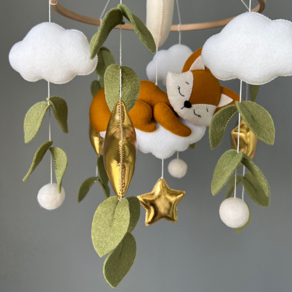 woodland-baby-mobile-with-fox