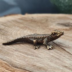 figurine crocodile, alligator, caiman of bronze, mini metal statuette