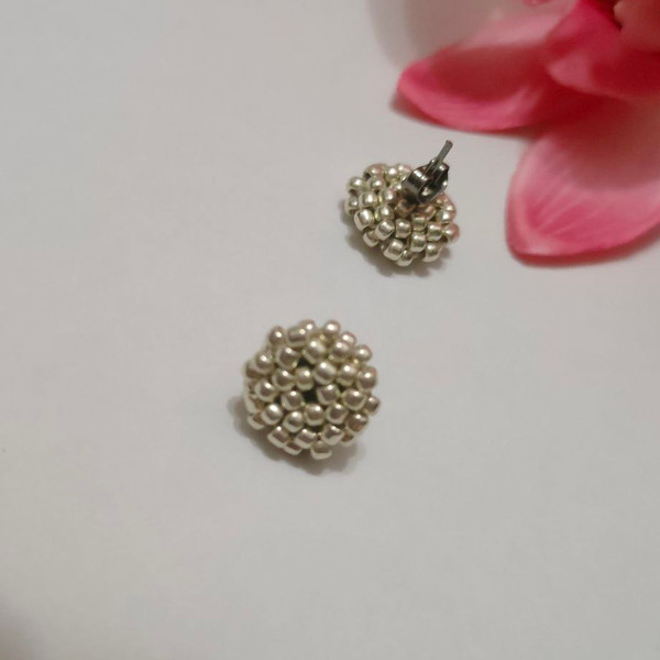women's beaded earrings 1