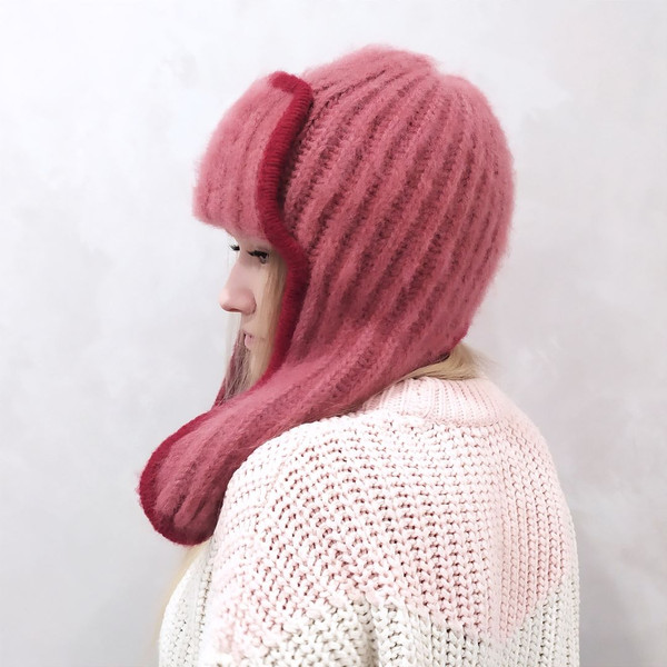 Hat-pink-womens-warm-hand-knitted-3