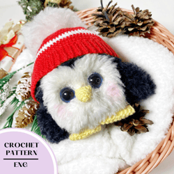 Crochet penguin pattern PDF. Amigurumi plush penguin animal toy.