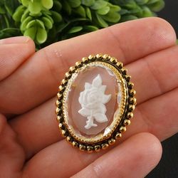 Clear White Rose Flower Intaglio Brooch Pin Vintage Glass Intaglio Cameo Gold Oval Wedding Brooch Pin Woman Jewelry 7631