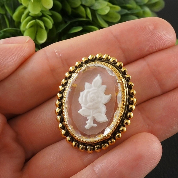 clear-white-rose-flower-intaglio-cameo-brooch-pin-wedding-jewelry