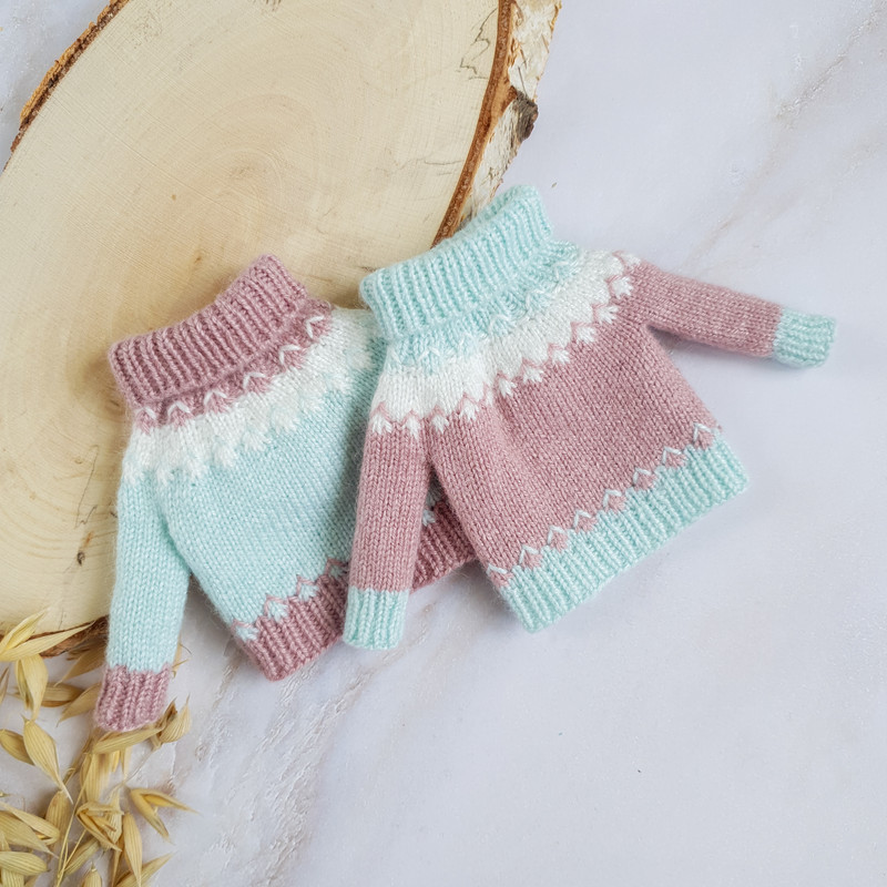 Blythe knit pattern Basic turtleneck sweater "Flowers", Blythe doll clothes pattern, Blythe clothes