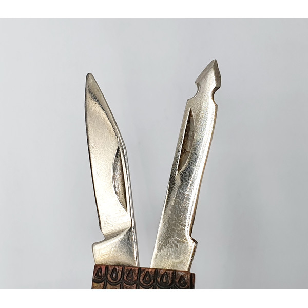 7 Vintage Folded Manicure Knife Keychain OWL Pavlovo USSR 1980s.jpg