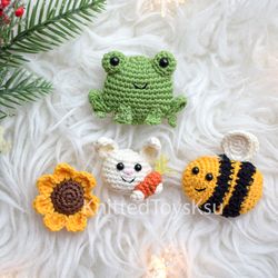 outfit brooch pin set of 4, handmade frog brooch mothers day gift ideas, bee brooch Valentines Day gift women brooch