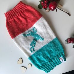 Light sweater for dog or cat with deer