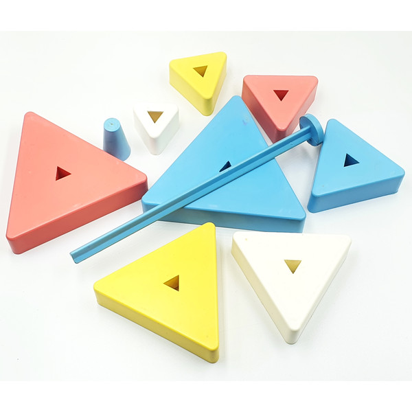 9 Vintage Developing Logic Toy Triangular multicolor PYRAMID USSR 1980s.jpg
