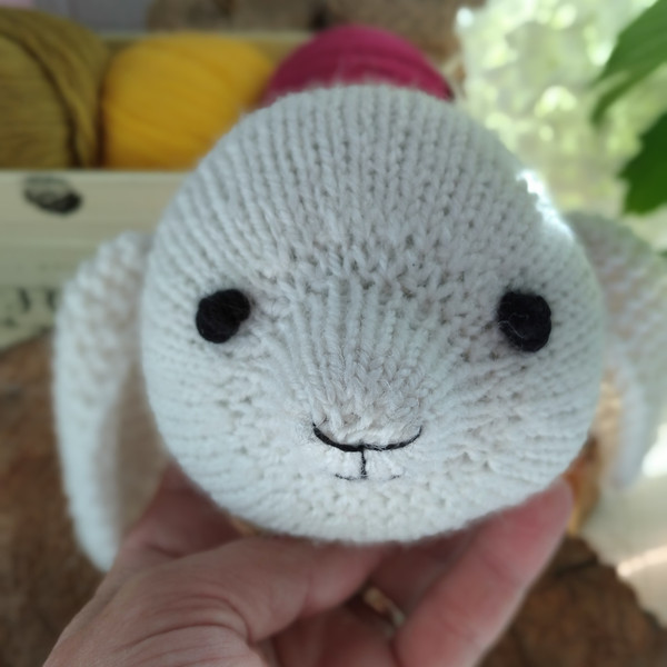 Sheep knitting pattern by Ola Oslopova