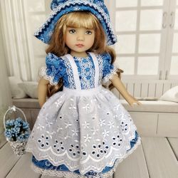 The blue and white set for Little Darling dolls.