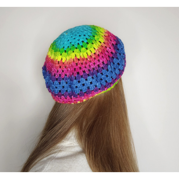 rainbow_beret_hat