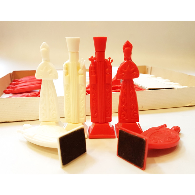 4 USSR Vintage CHESS Red&White Plastic 1986.jpg