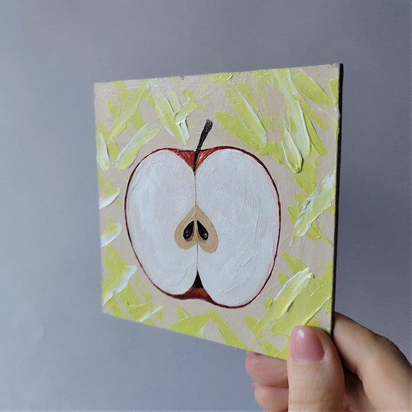 Handwritten-half-apple-by-acrylic-paints-4.jpg