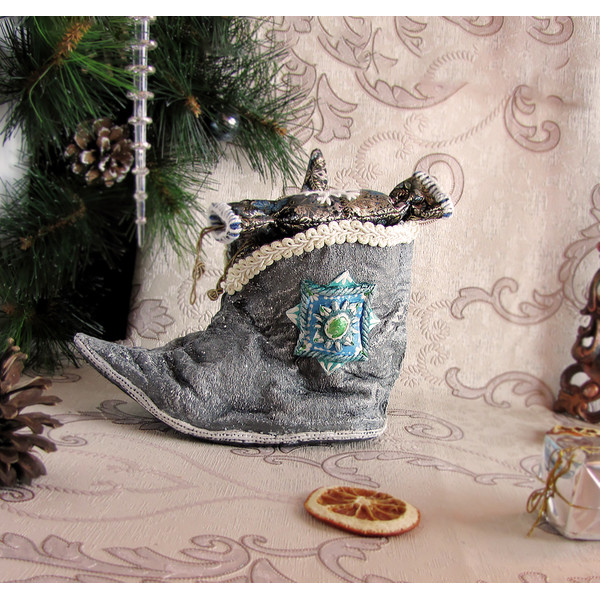 Gray Elf boots. Santa Claus boots, chimney sock, Christmas boots, Christmas bags, Christmas decorations. Ready to Ship (4).JPG