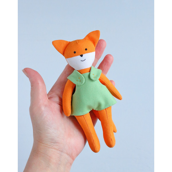 mini-fox-doll-sewing-pattern-2.jpg