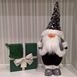 Sequin Christmas Gnome in Black and Silver clothers, Nordic Xmas Home Decoration Scandinavian Tomte