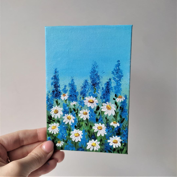 Handwritten-meadow-daisies-wildflowers-landscape-by-acrylic-paints-2.jpg