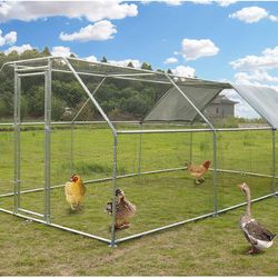 Flat-roof chicken house with waterproof and UV-resistant cover (9.2"L x 18.4"W x 6.4"H)