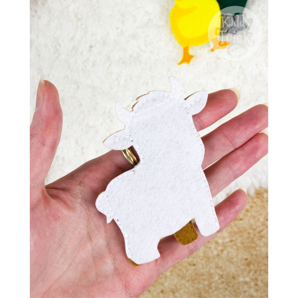 felt puppets domestic animals_16.jpg