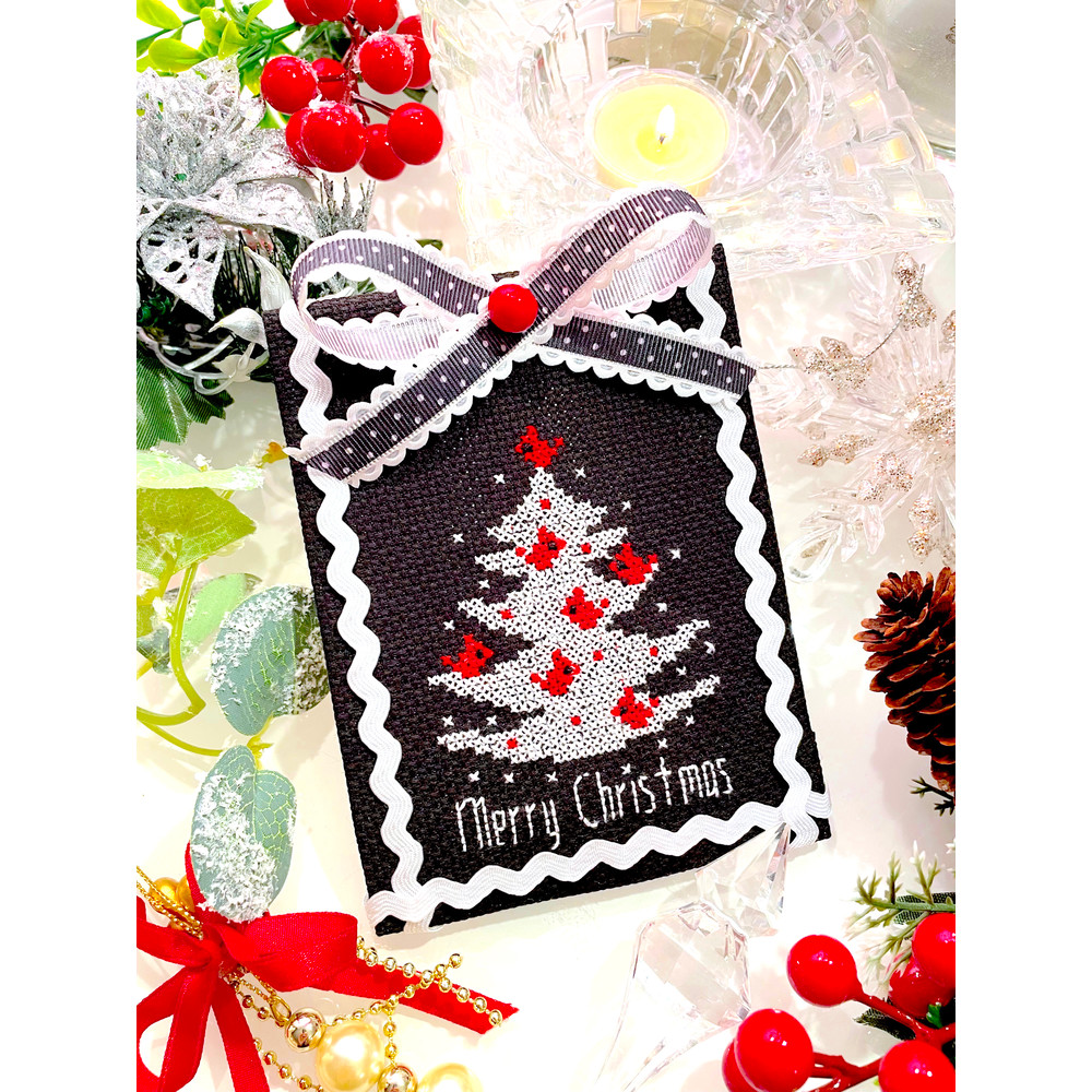 Cardinal Christmas Tree new 2.jpg