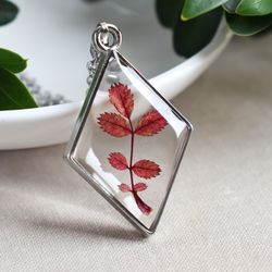 Pendant Real autumn leaves. Dried flower necklace. Flowers in resin.