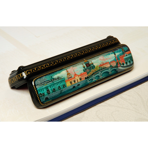 St Petersburg lacquer box hand painted Russian art